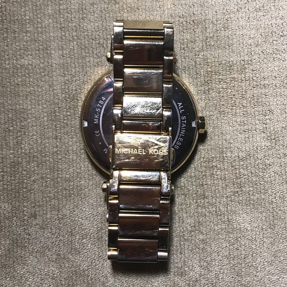 Michael Kors Gold Ladys Wristwatch (MK-5784) - Picture 4 of 6